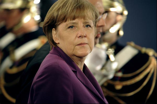 Canciller Alemana pide a Grecia si participara en Eurozona o no