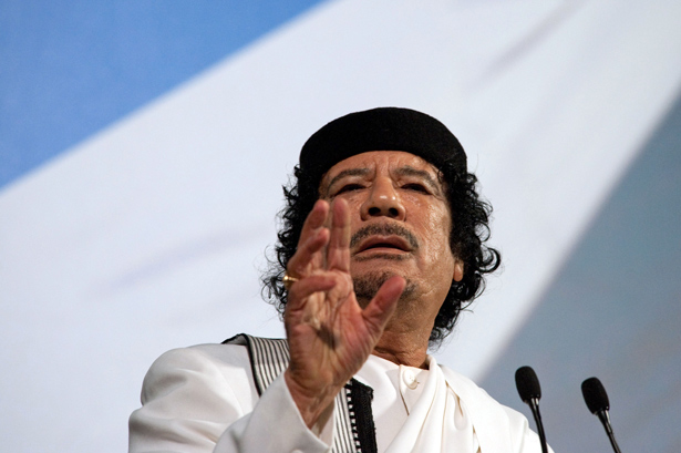 Fiscal de la Corte Penal Internacional pidió orden de arresto contra Gaddafi