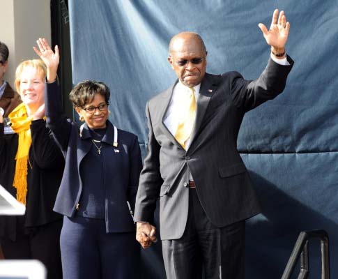 Herman Cain termino candidatura presidencial