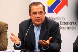 Canciller Ecuatoriano, Ricardo Patiño, Ecuador expulsa a embajadora de Estados U
